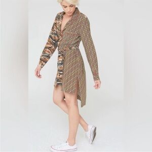 La Boheme S/M Liv silk camo / Shibori mix print high low shirt dress
